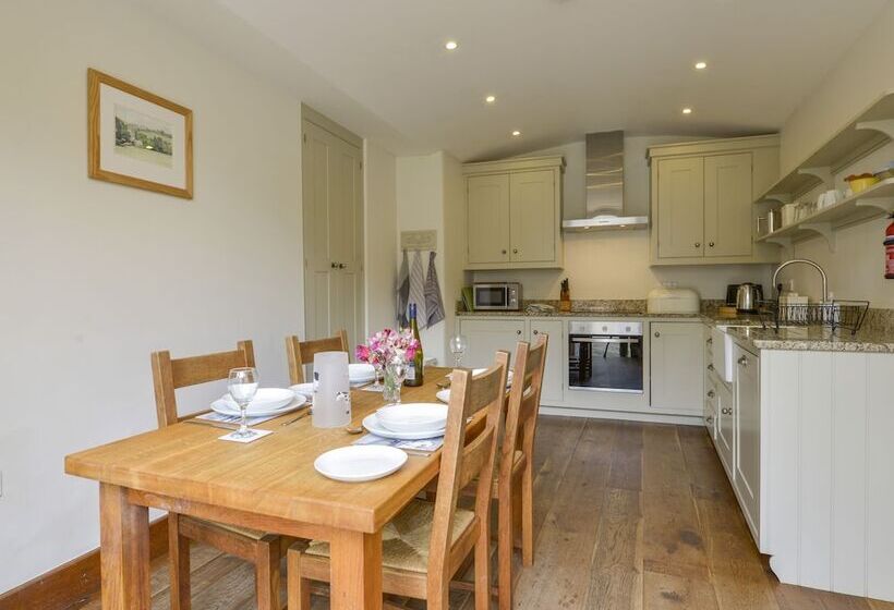 Butterbrook Coach House