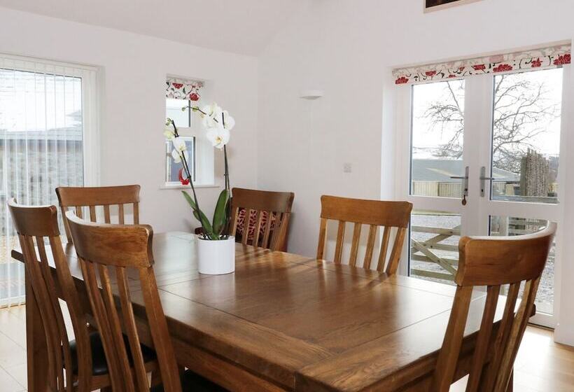 Bwthyn Clychau R Gog