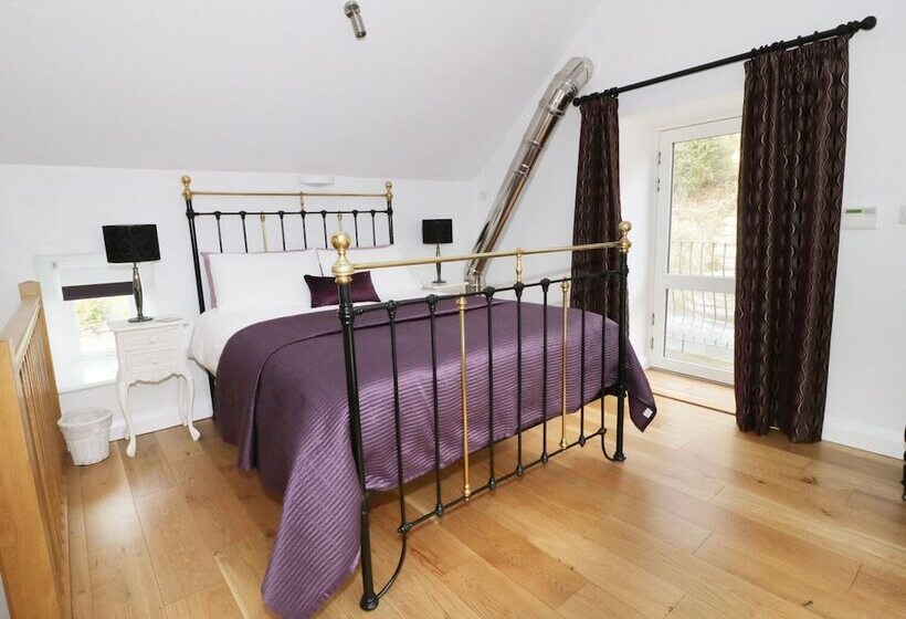 Bwthyn Clychau R Gog