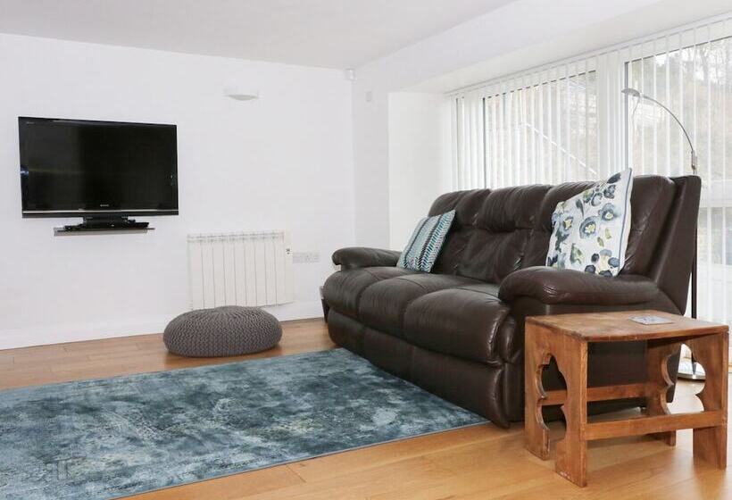 Bwthyn Clychau R Gog