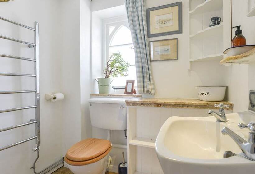 Chapel Cottage