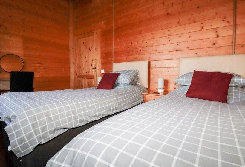 Cherry Lodge