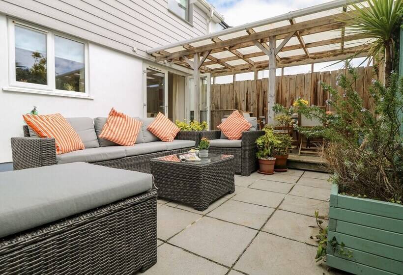 Chy Kerris, Carbis Bay