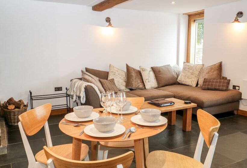 Downicary Chapel Stable