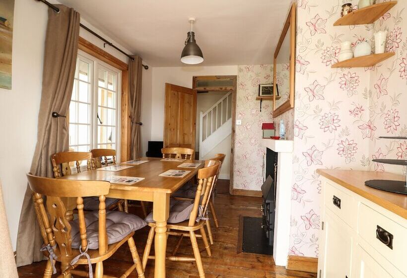Grange Farm Cottage