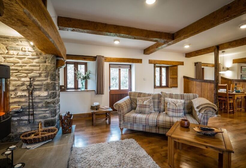 Grayrigg Foot Stable