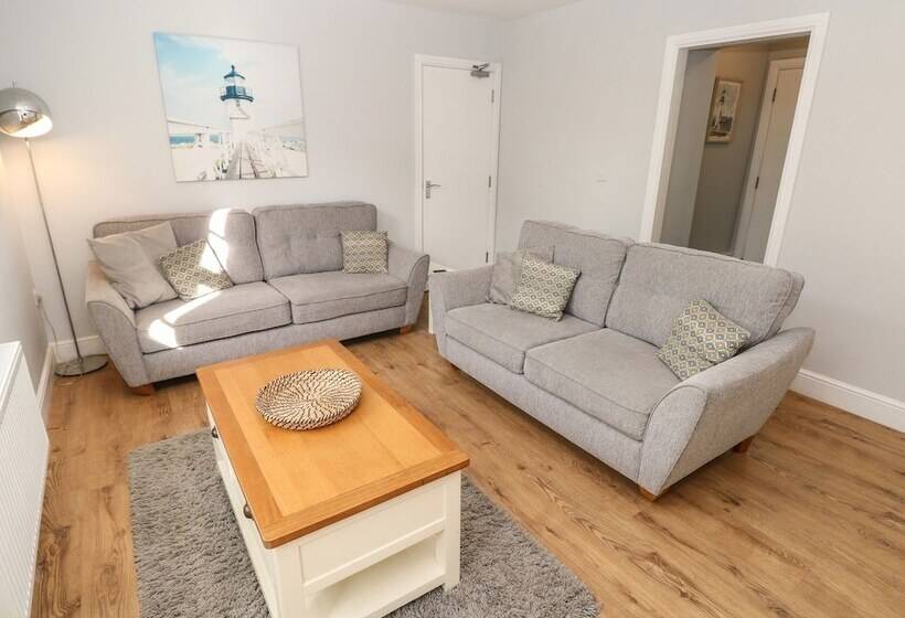 Harbour Beach At The Hideaway