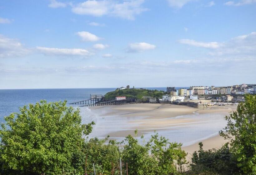 Harbour Beach At The Hideaway