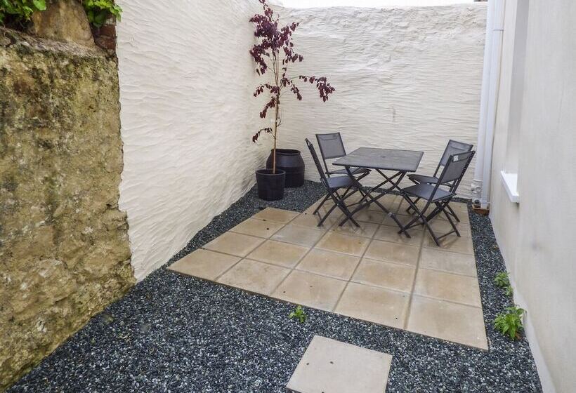 Harbour Beach At The Hideaway