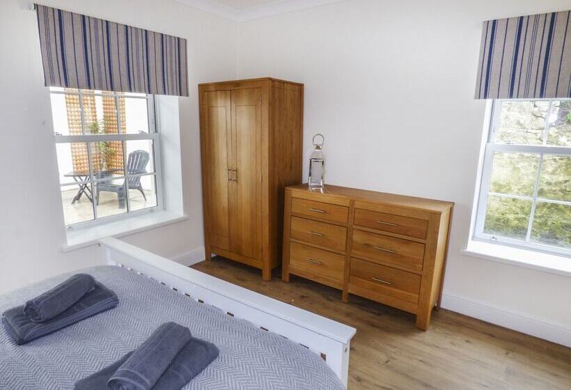 Harbour Beach At The Hideaway