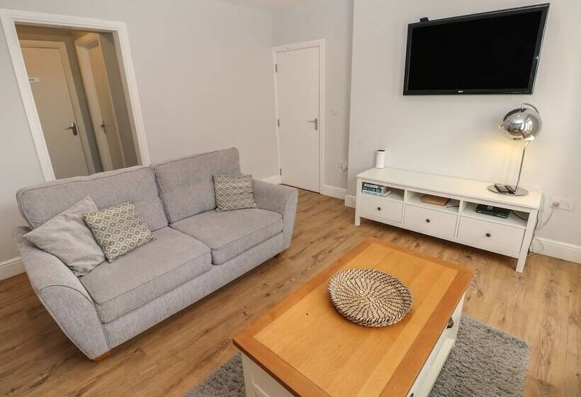 Harbour Beach At The Hideaway