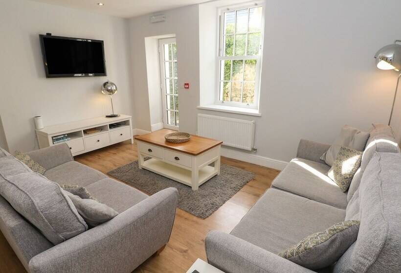 Harbour Beach At The Hideaway