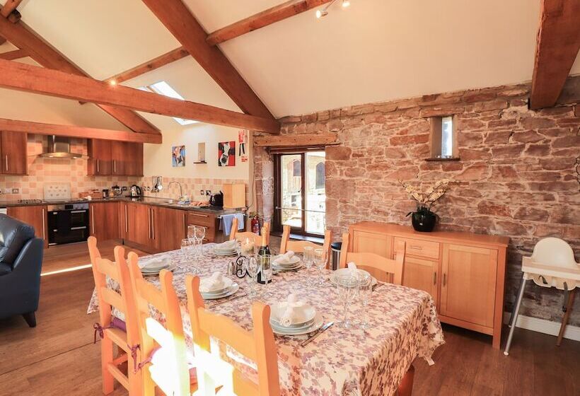 Hayloft Cottage