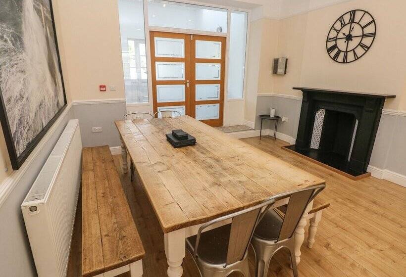 Hideaway House At The Hideaway