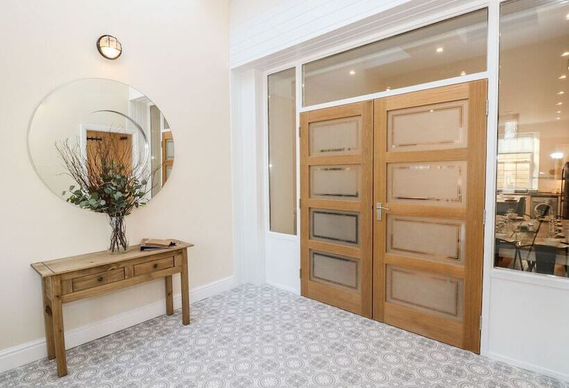 Hideaway House At The Hideaway