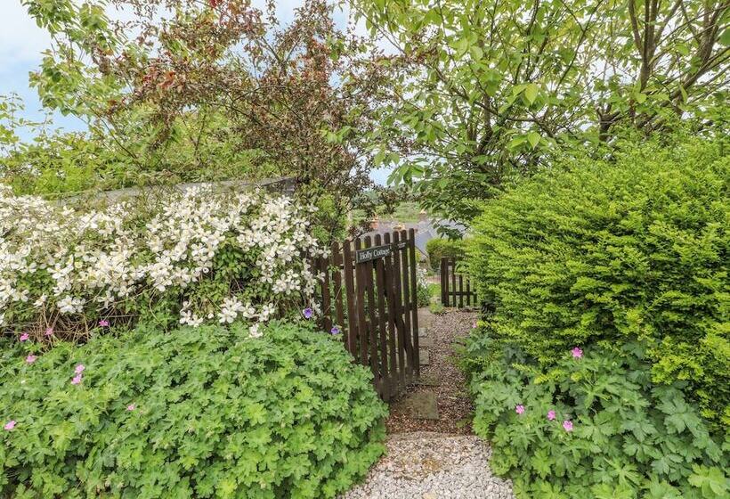 Holly Cottage