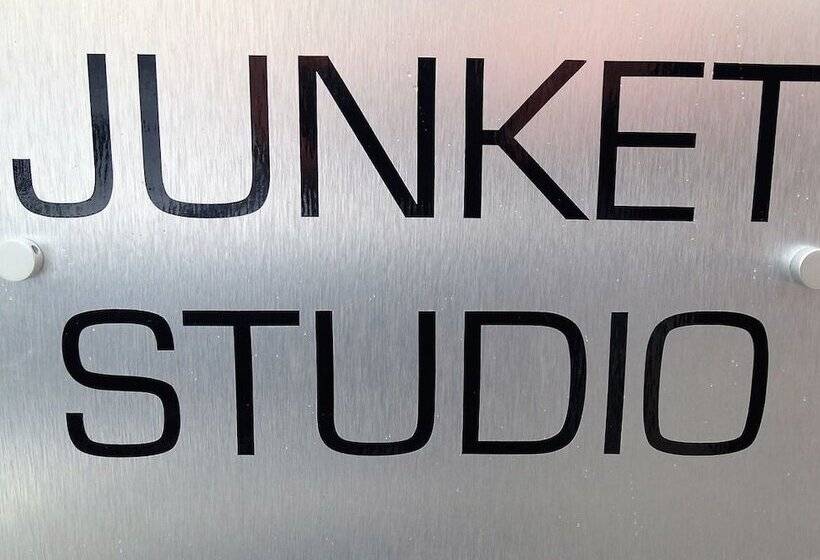 Junket Studio