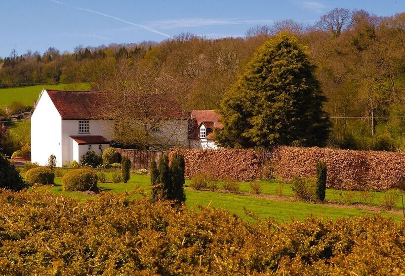 Lower Tundridge Cottage