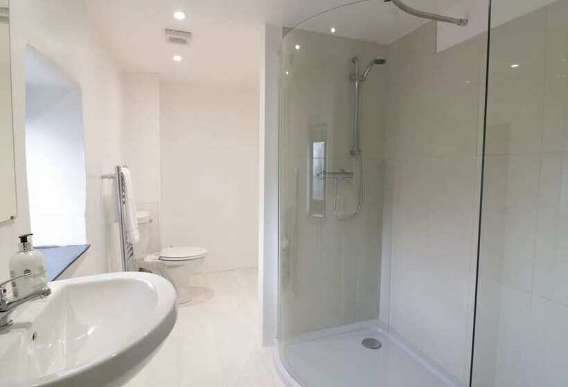 Lower West Curry Cottage