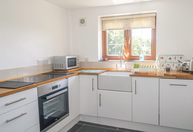 Lower West Curry Cottage