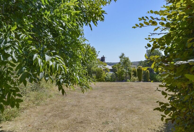Parsonage Farm Cottage