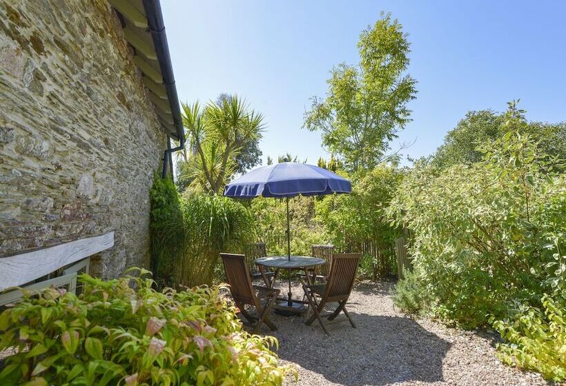 Parsonage Farm Cottage