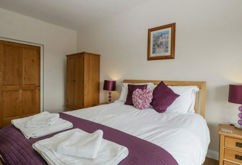 Rectory Farm Lodge