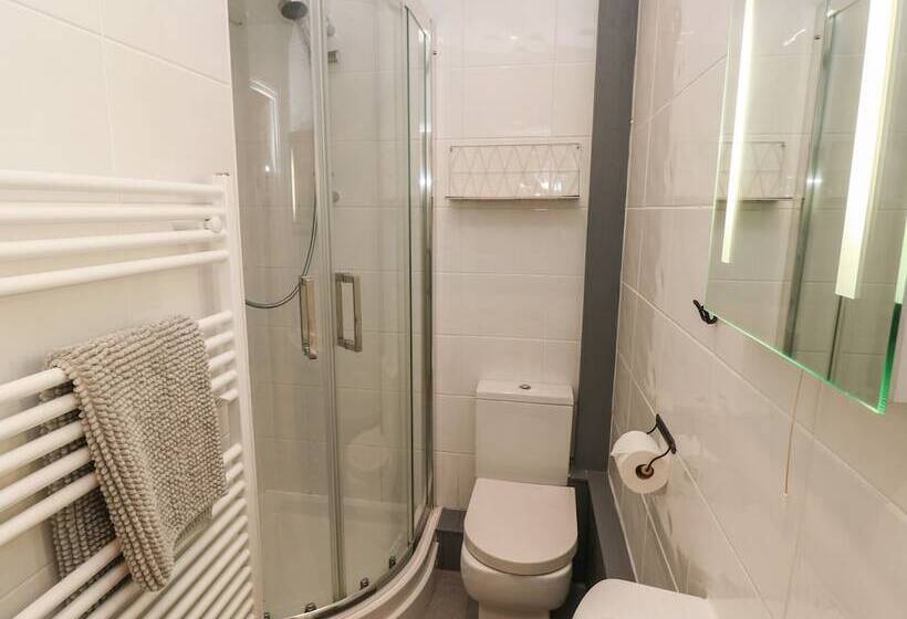 South Beach At The Hideaway