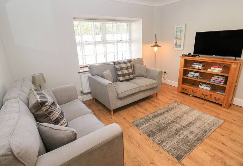 South Beach At The Hideaway