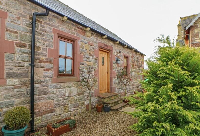 Swallow Cottage