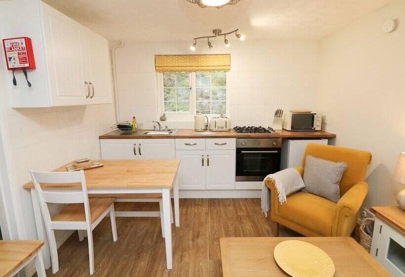 Swallow Cottage