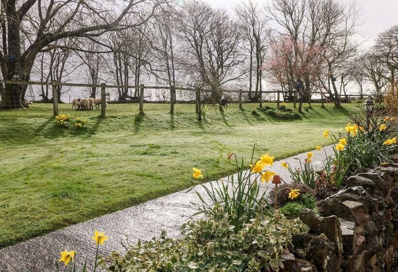 The Barn At Harrolds Farm
