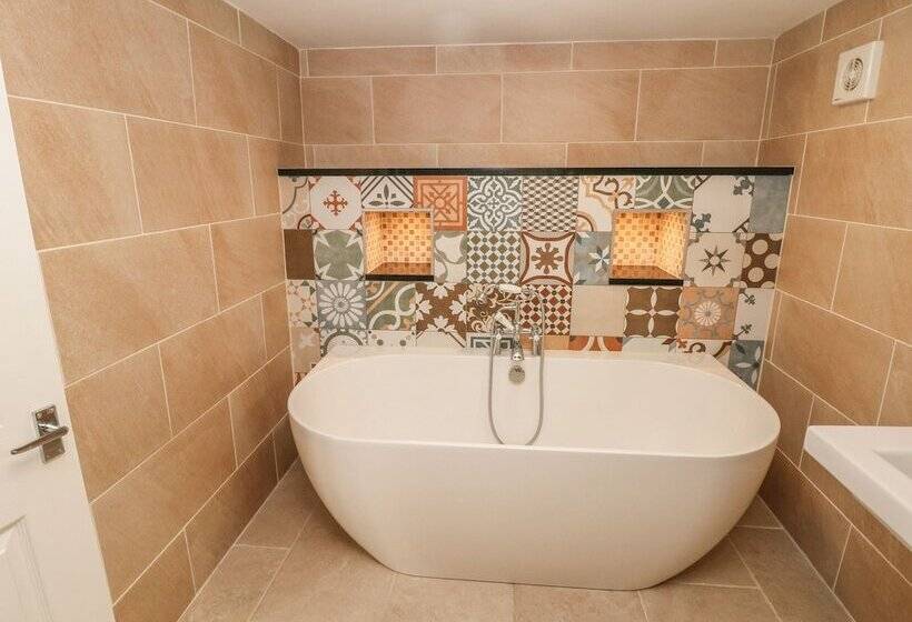 The Barn At Smalldale Hall