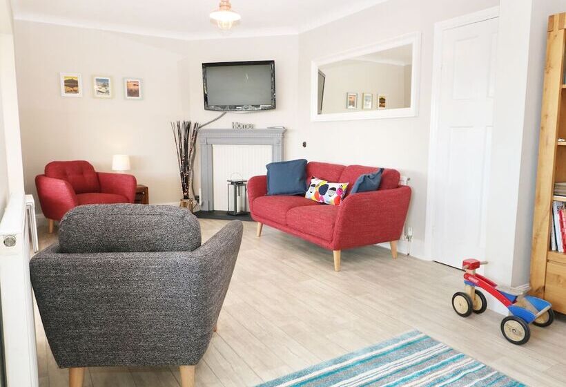 The Beach House Criccieth