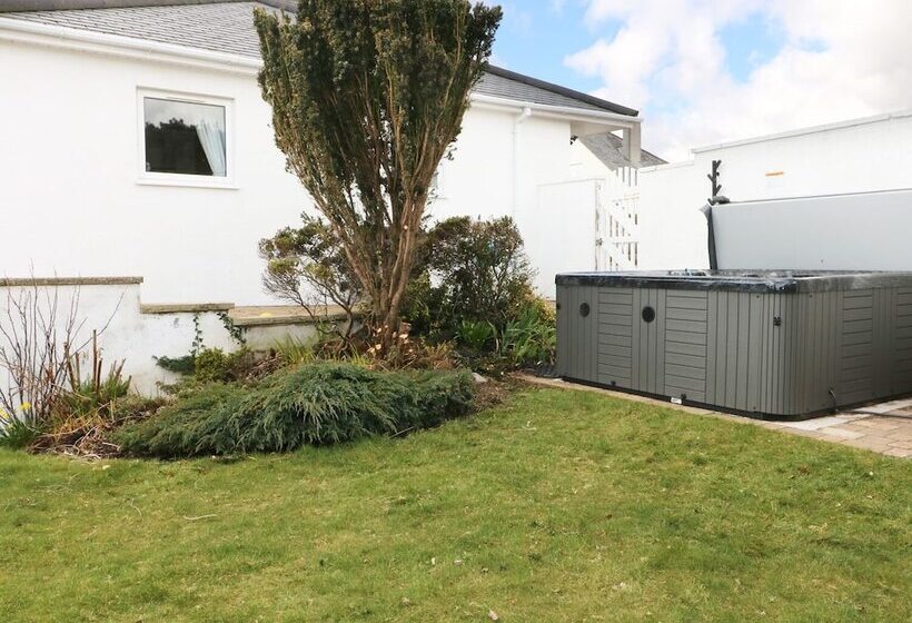 The Beach House Criccieth