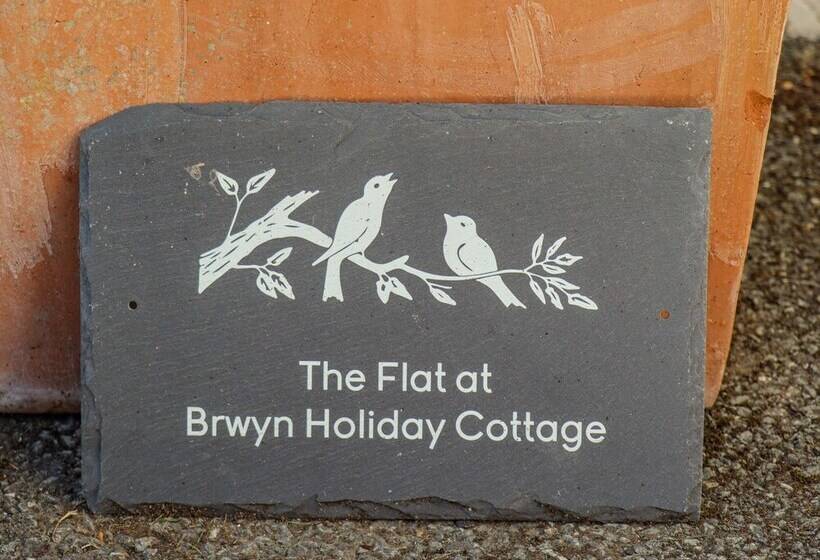 The Flat At Brwyn