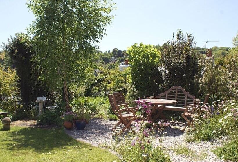 The Old School House