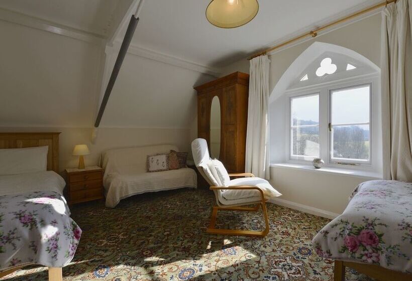 The Old School House