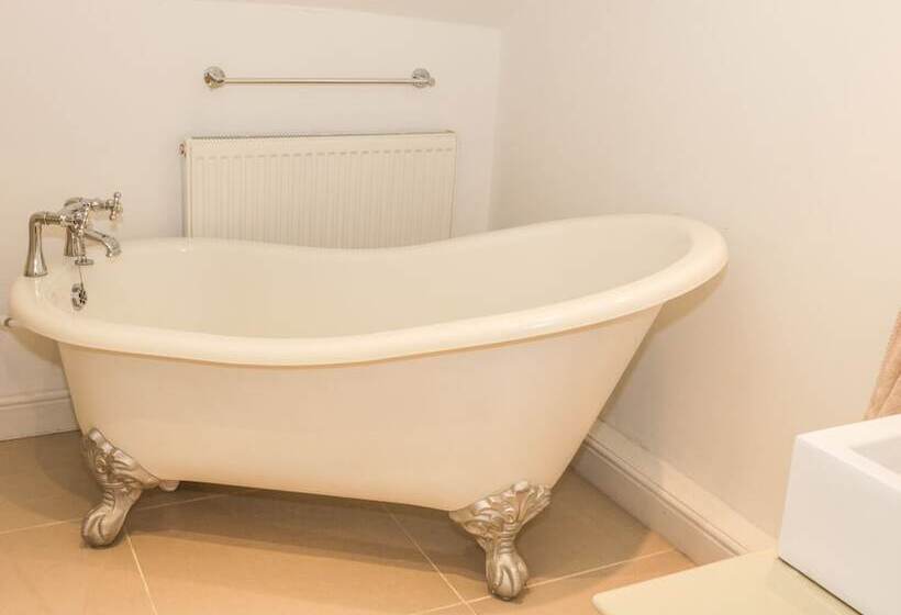 The Old Temperance Hall