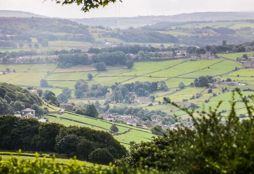 Upper Highlees Farm