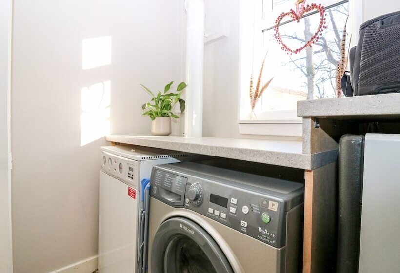 White Hillocks Cottage