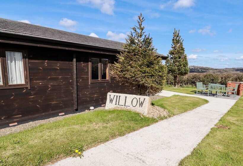 Willow Lodge