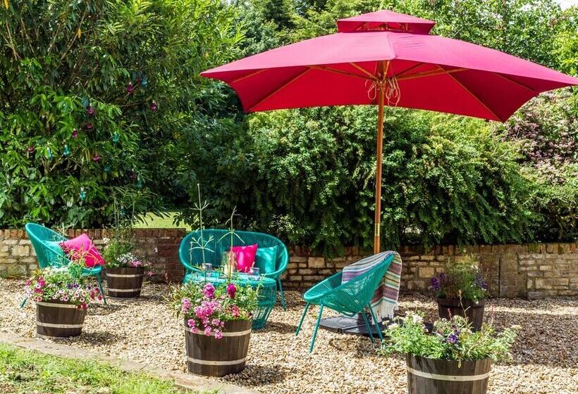 Woodmans Cottage @ Nables Farm