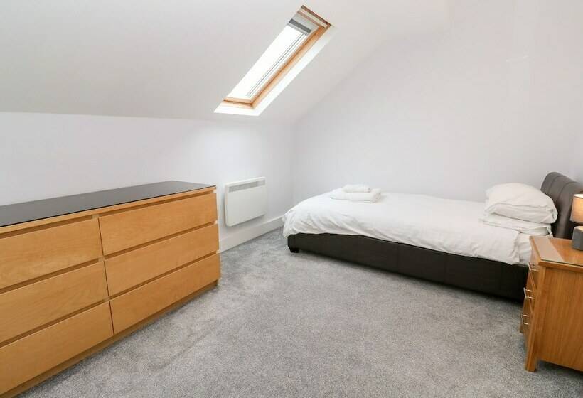 20 Bay Retreat Villas