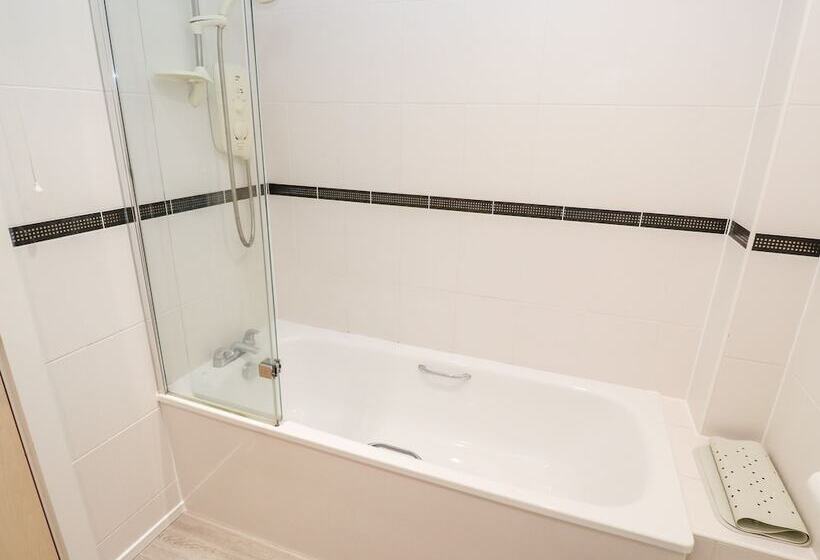 3 Bay Retreat Villas