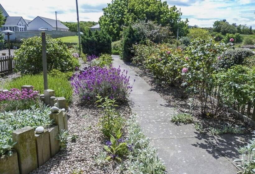 5 Distillery Cottages