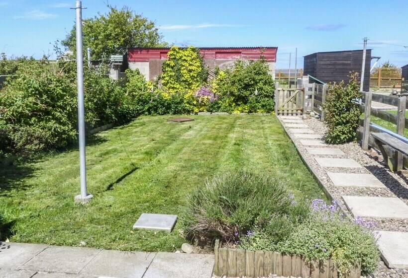 5 Distillery Cottages