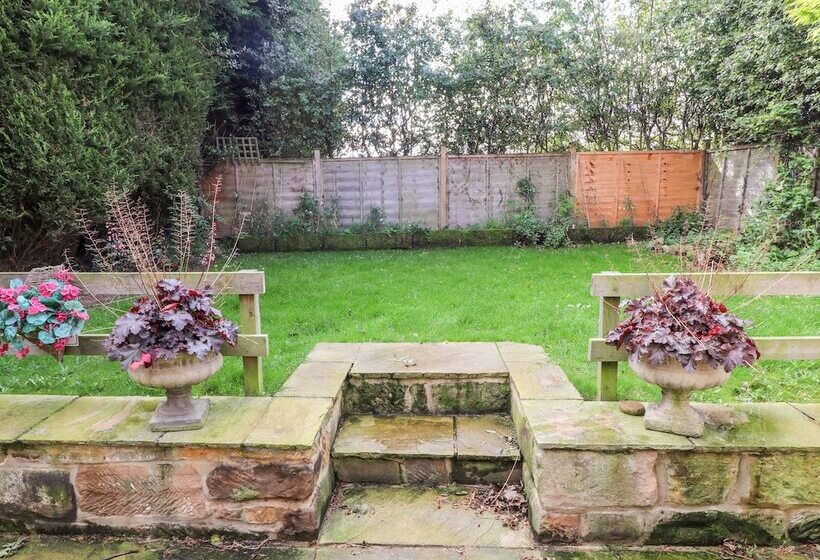 Airy Hill Old Farmhouse