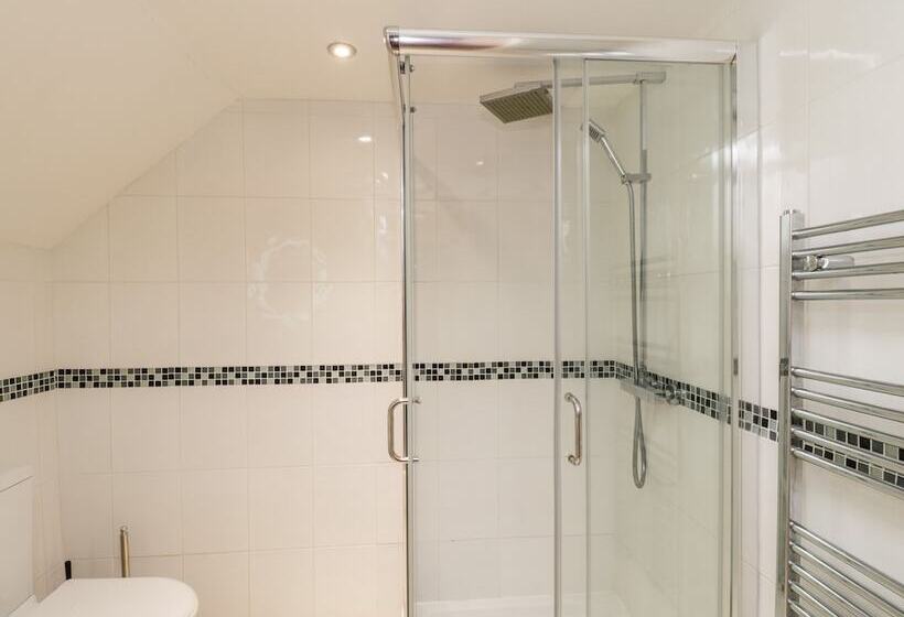 Airy Hill Old Farmhouse