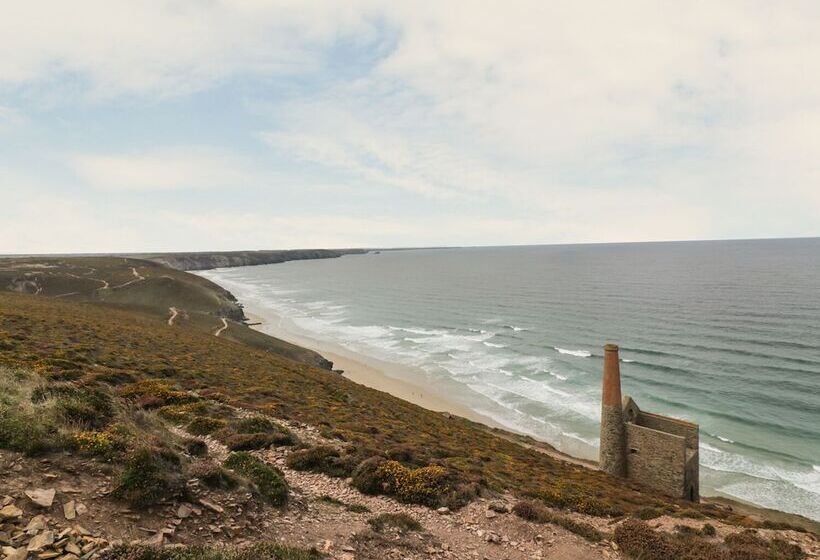 Apartment 1, Trearren